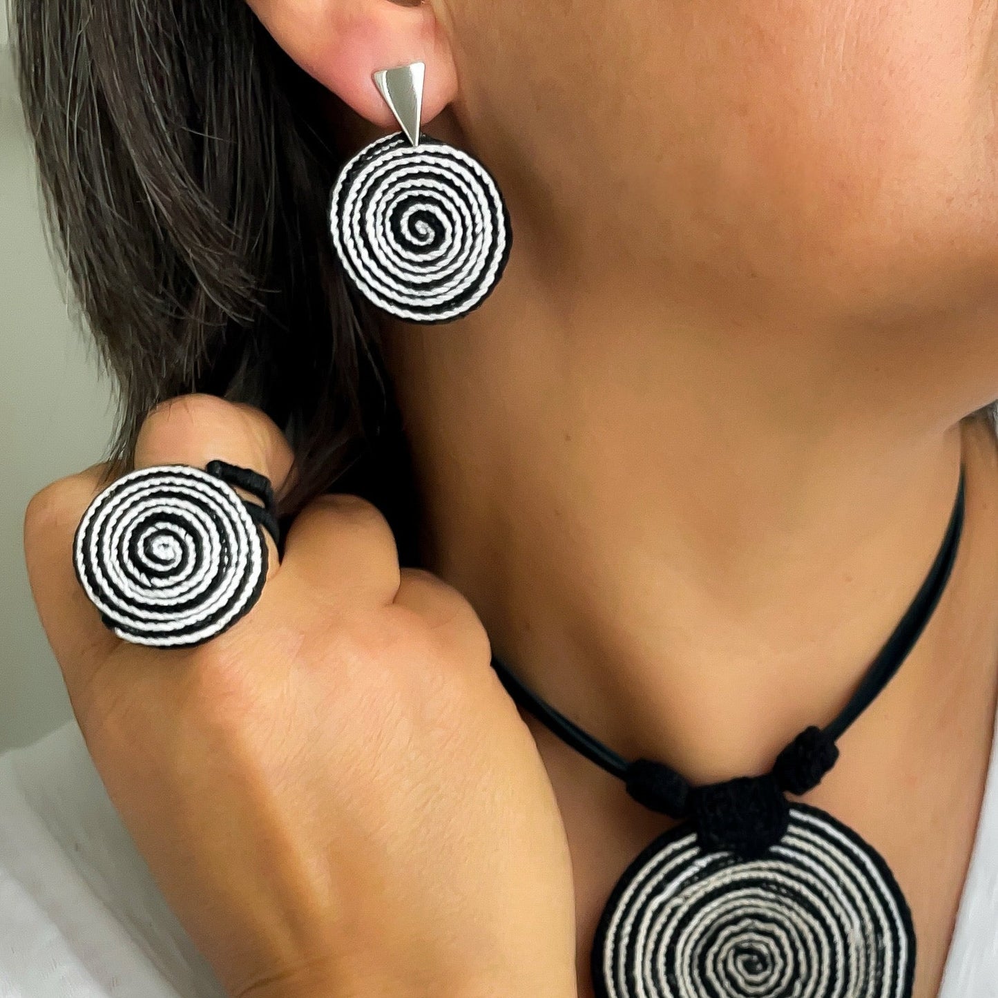 Spiralis Ring