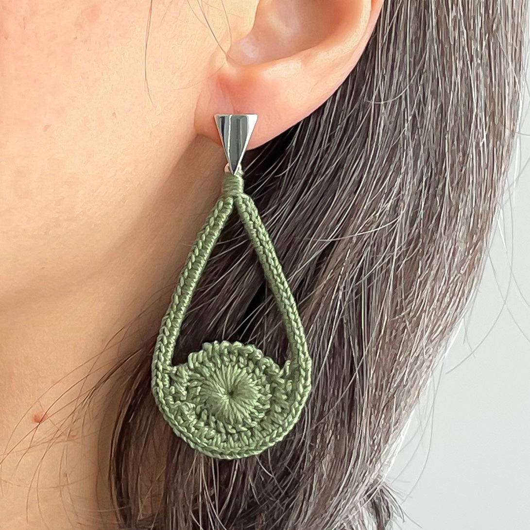 Dewdrop Earrings