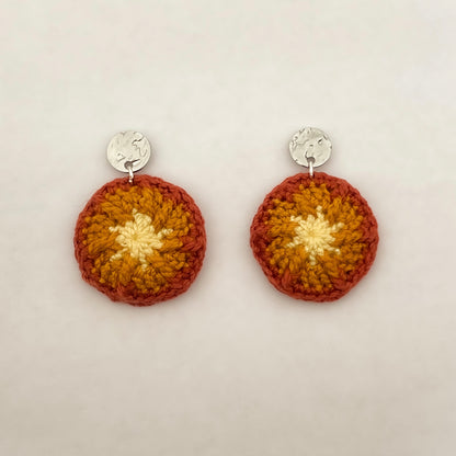 Paris dangle earrings. Small round earrings, colours: copper, ginger and cornsilk.