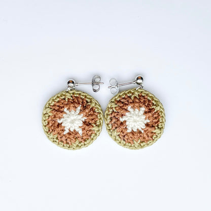 Circle crochet stud earrings